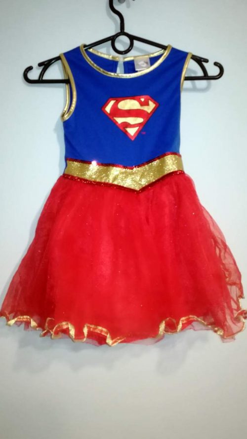 Strój Supermenka dla dziewczynki